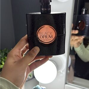 Yves Saint Laurent Black Opium Eau de Parfum